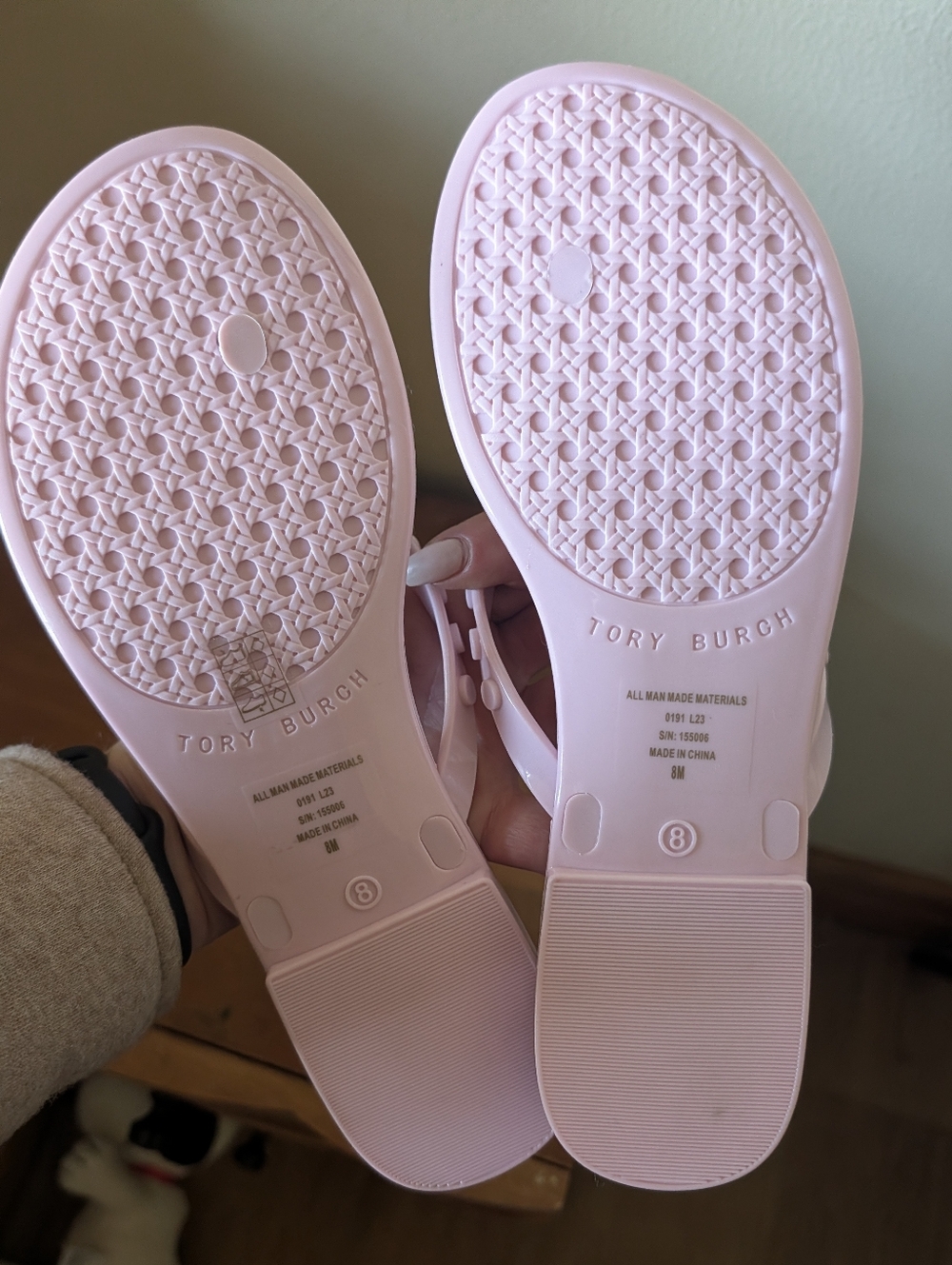 Tory Burch TPU Logo Studded Jelly Flip Flops in Light Pink sz 8 - Picture 5 of 10